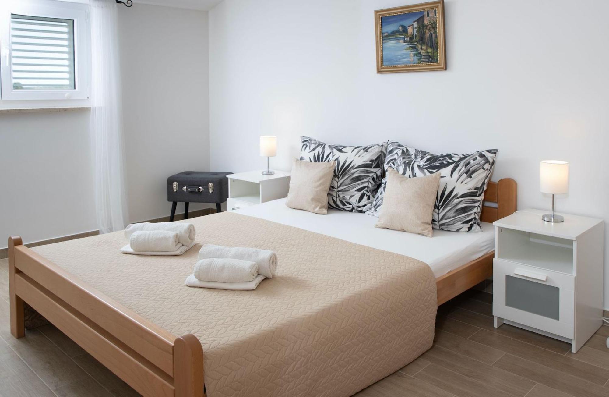 Goldfinch Estate Apartment Banjole Room photo