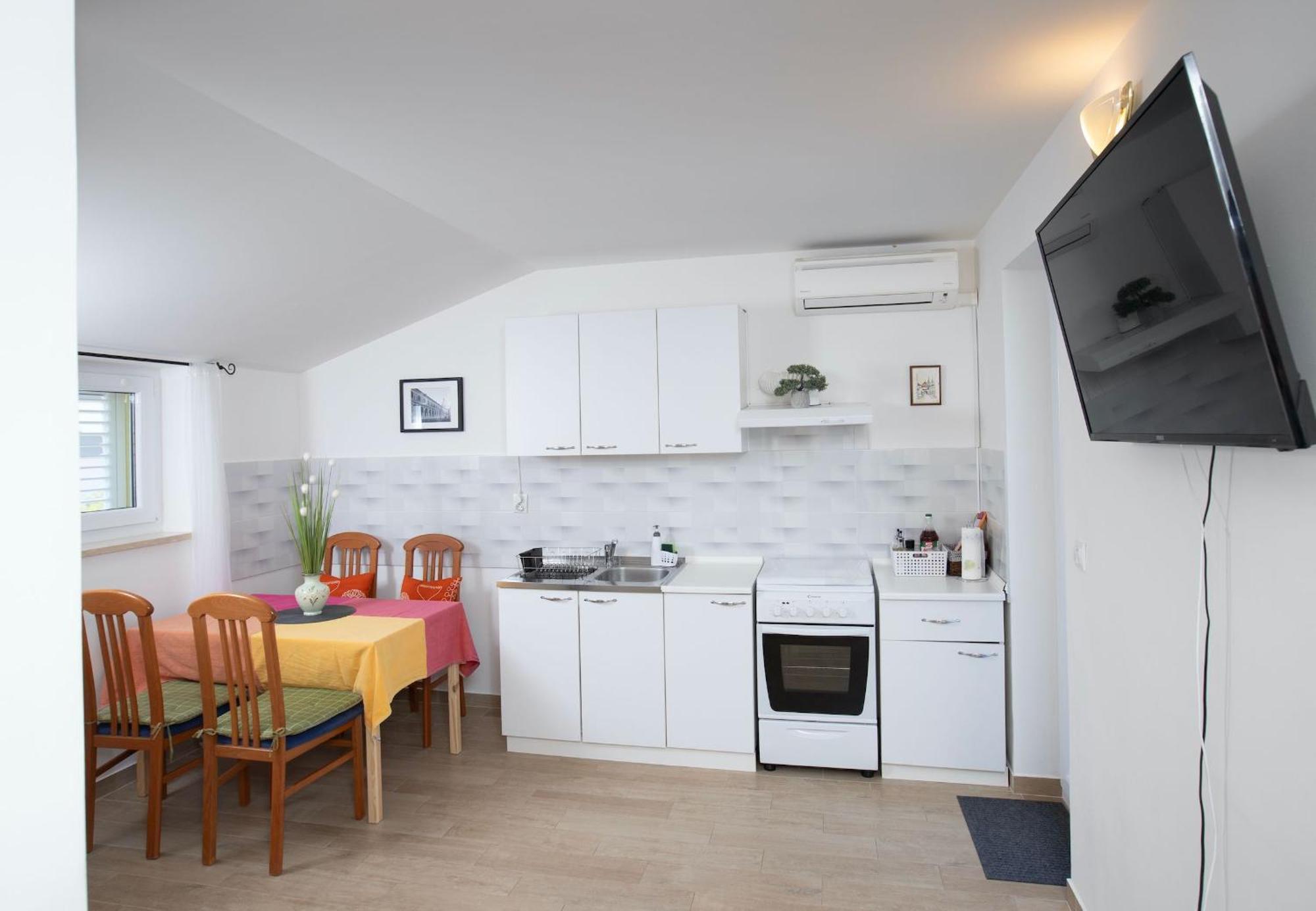 Goldfinch Estate Apartment Banjole Room photo